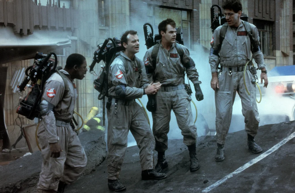 The ghostbusters lined up during a mission.